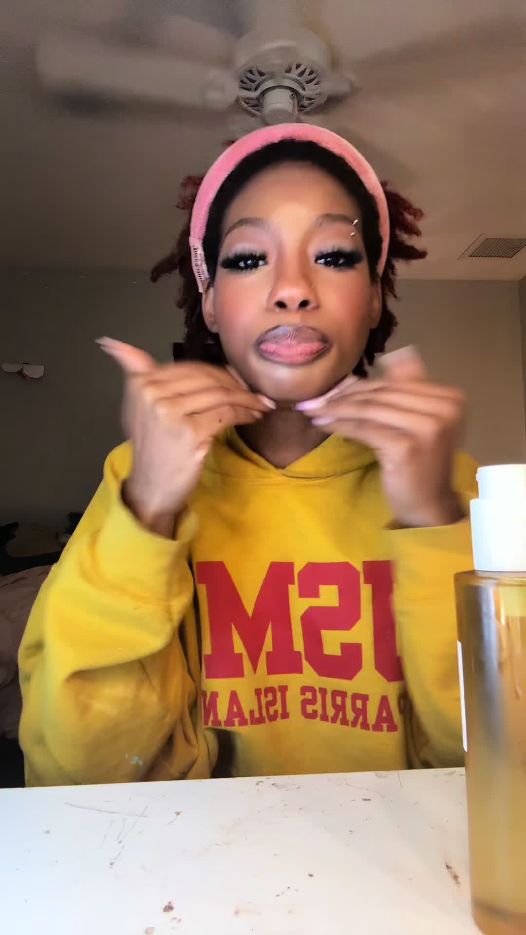 @eenieninii__