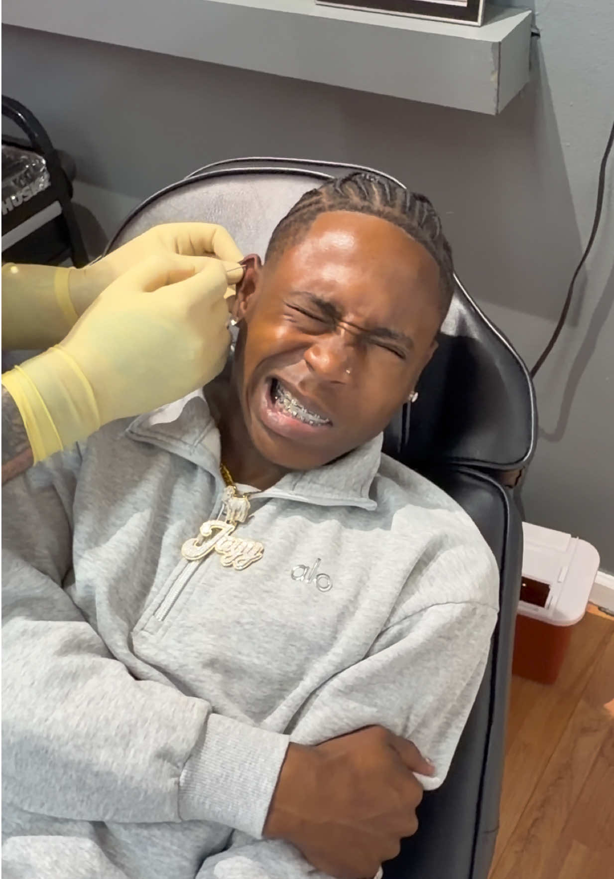 @Jayy