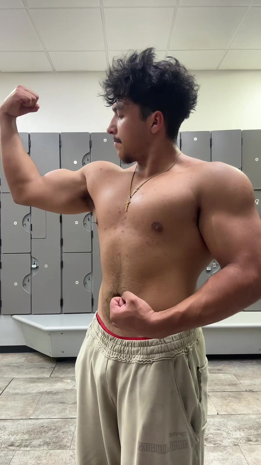 @AnthonyLifts