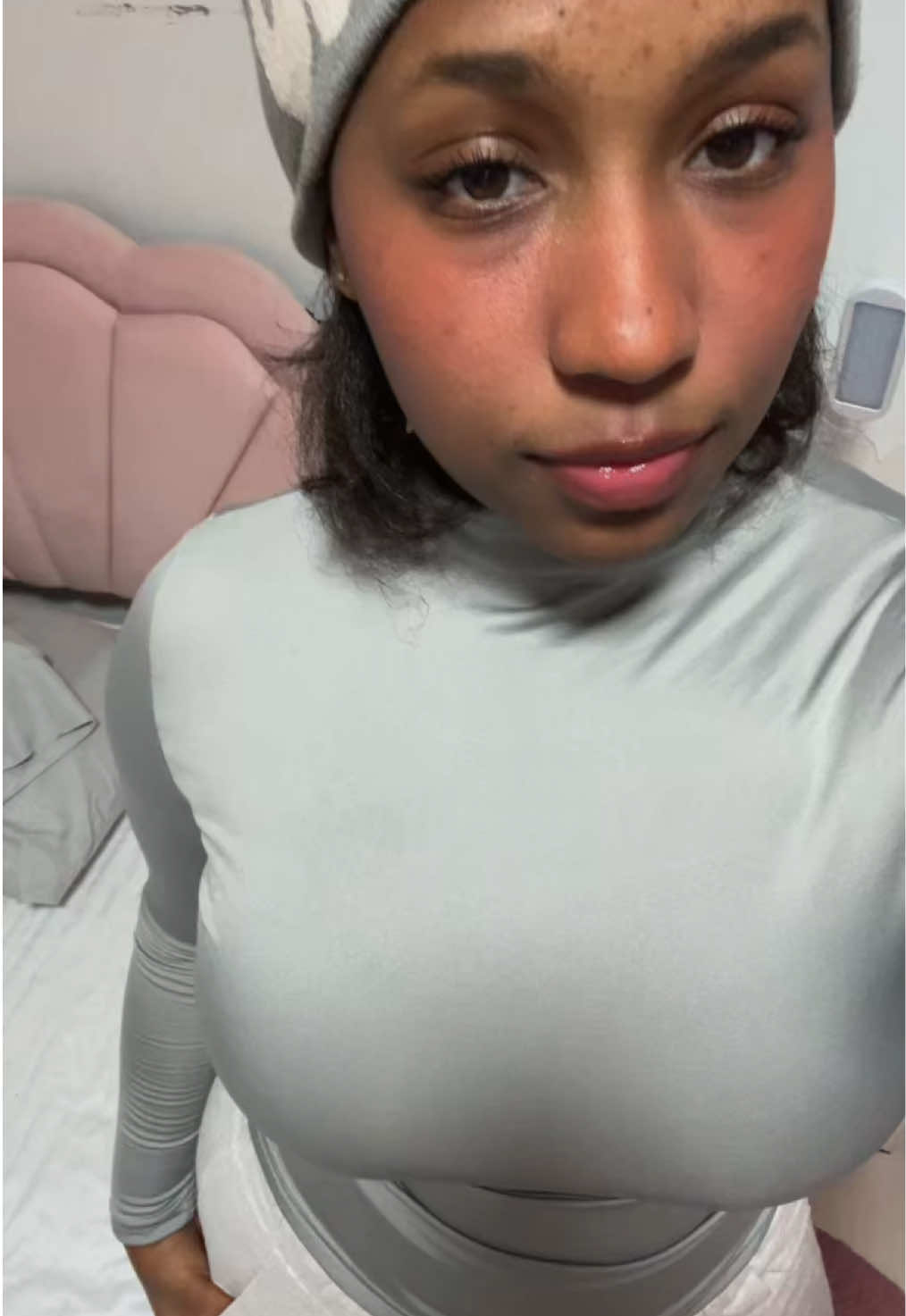@_elyyy_y