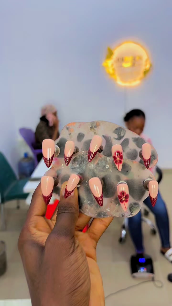 @JOHNSON NAILS 🇳🇬