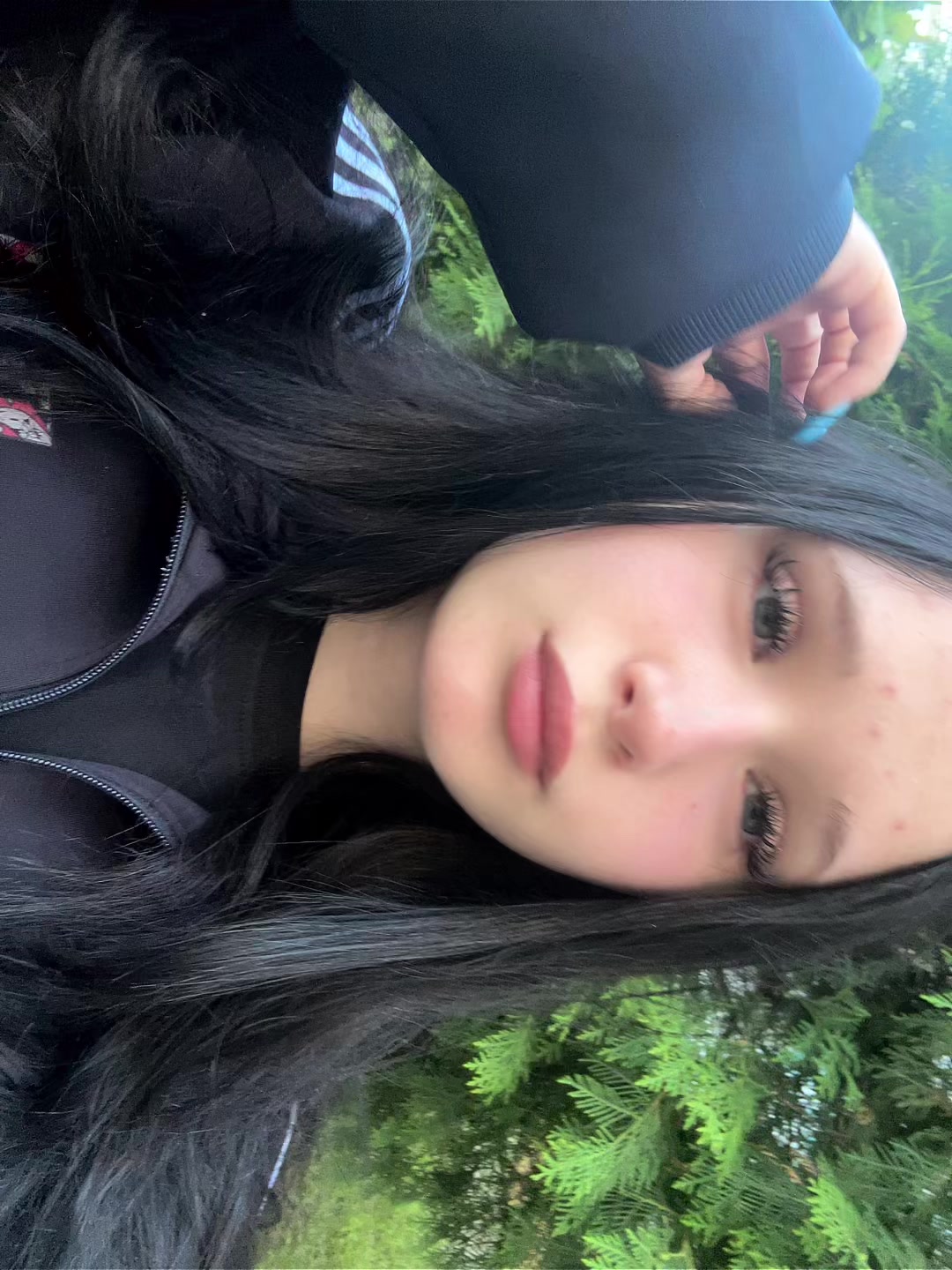 @чёрная