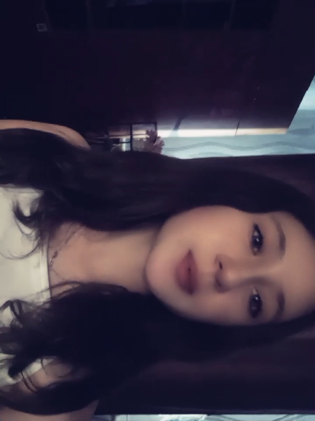 @YlliaMoon