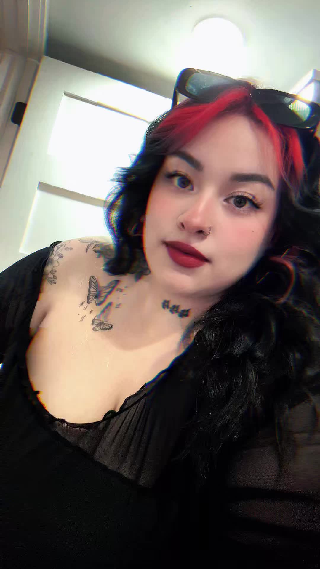 @🕷️ZayraTrần🕷️