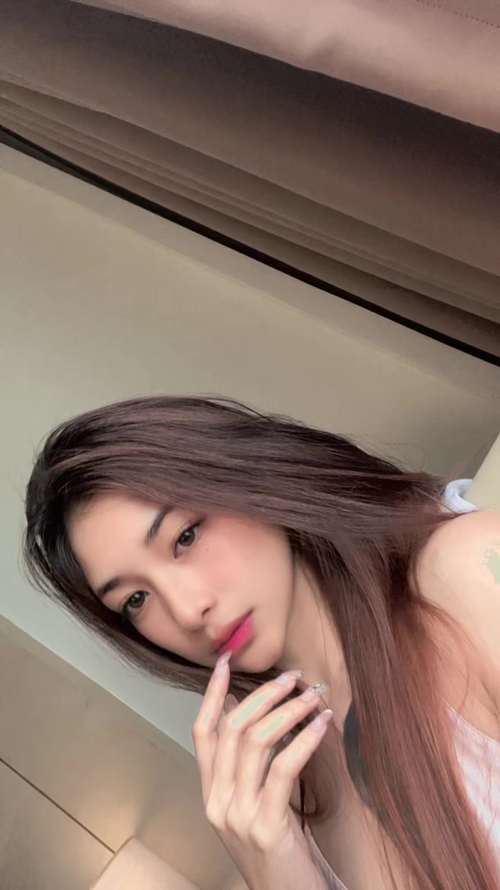 @Angel Georgiana 🦁