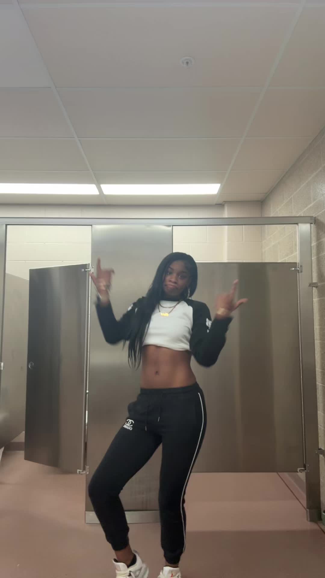 @‘