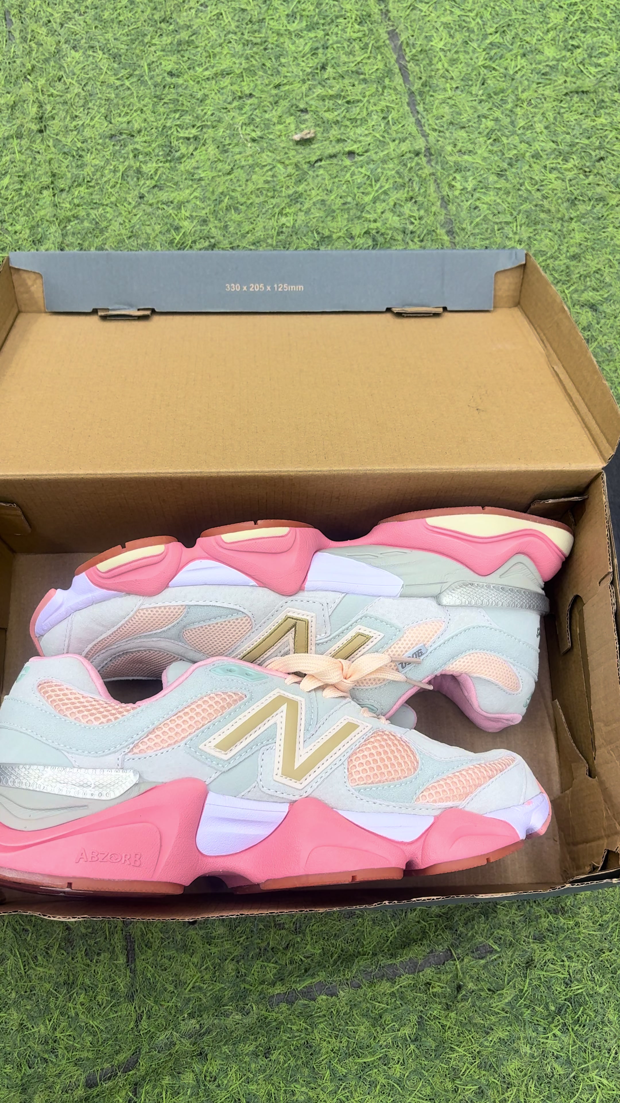 @Schysneakers
