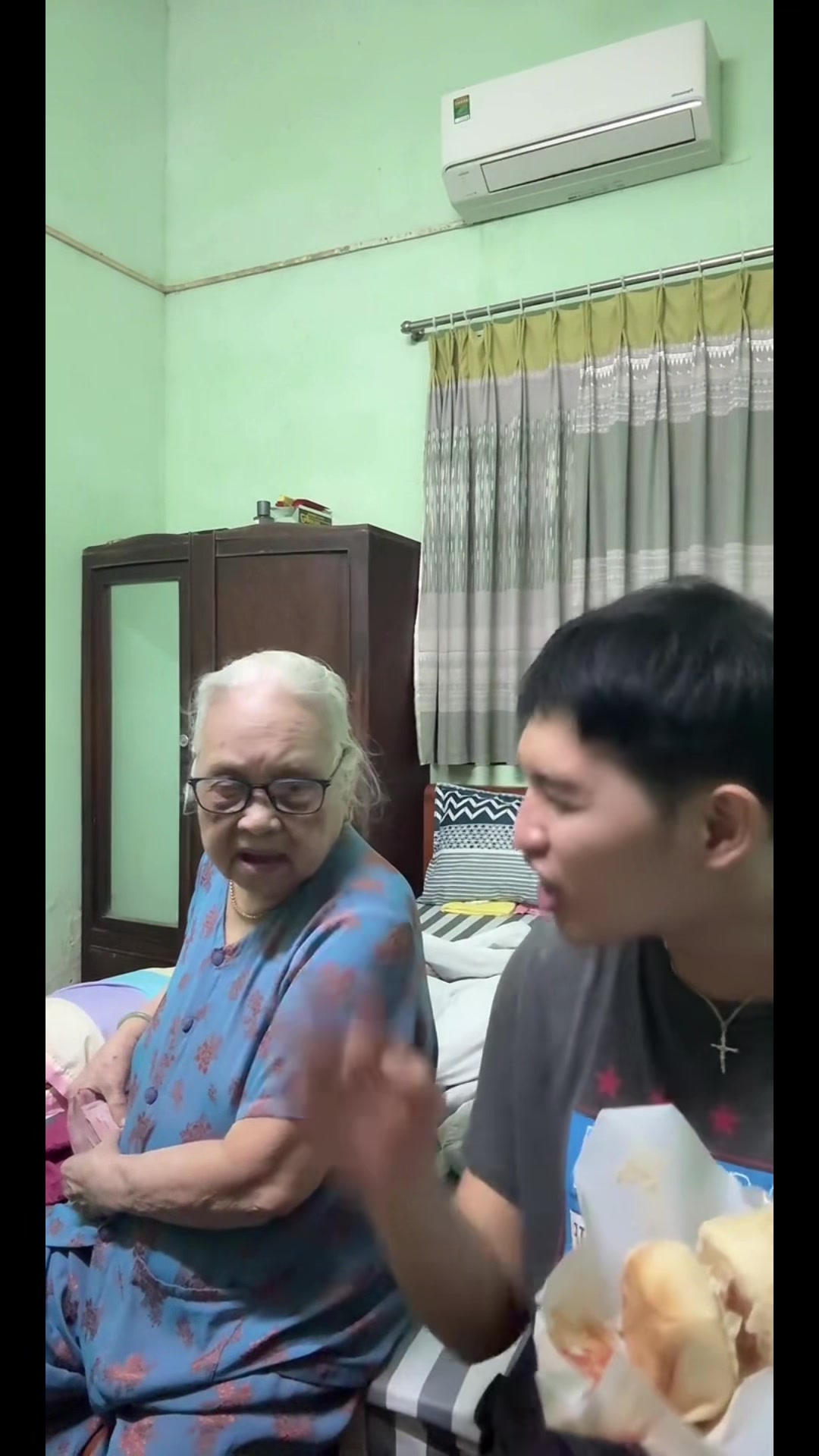 @Nguyễn Hồng Thủy