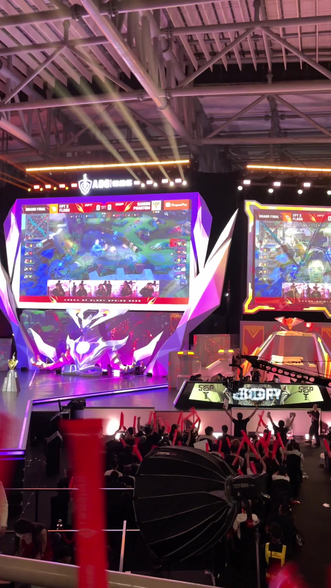 @Saigon Phantom AOV