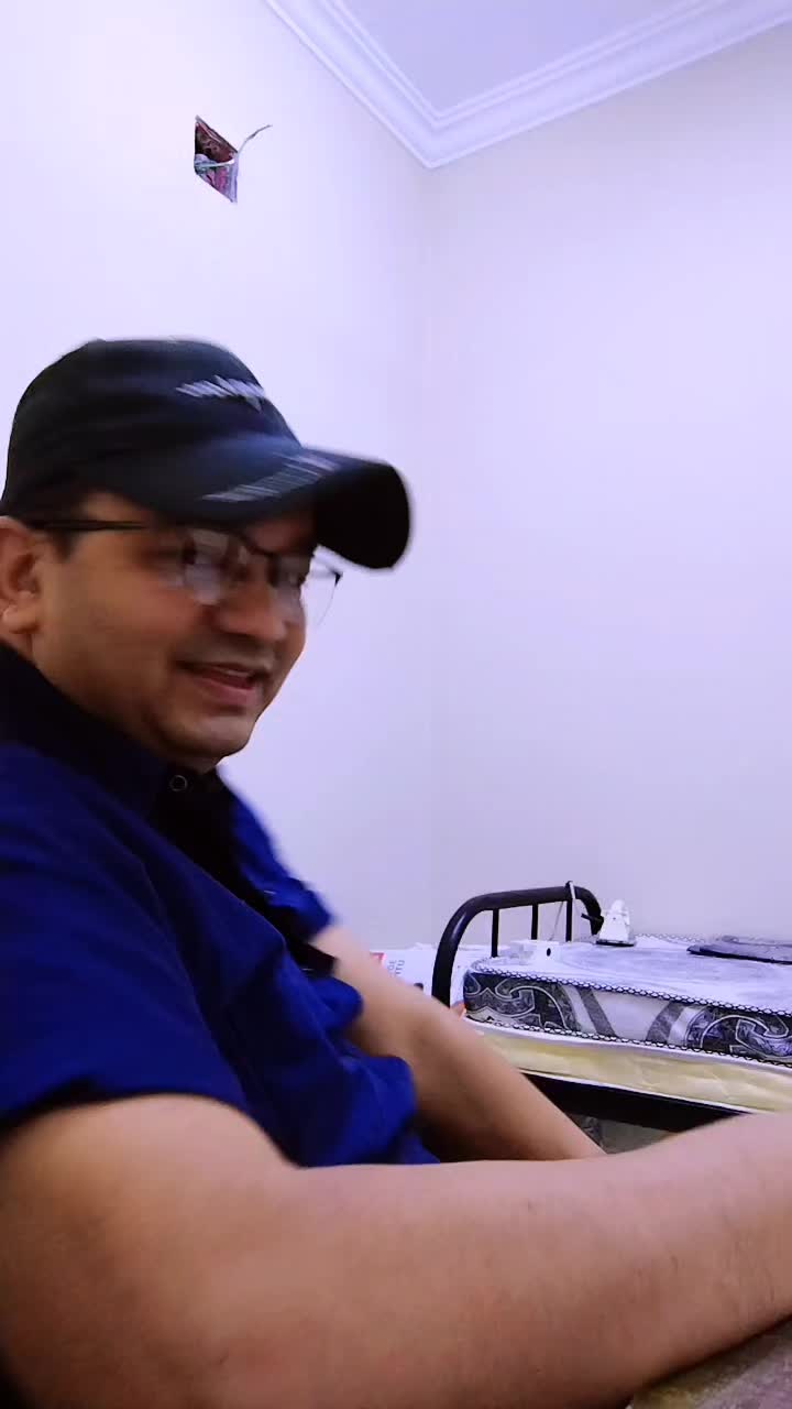 @क्षितिज पारि मेराे दुनिया
