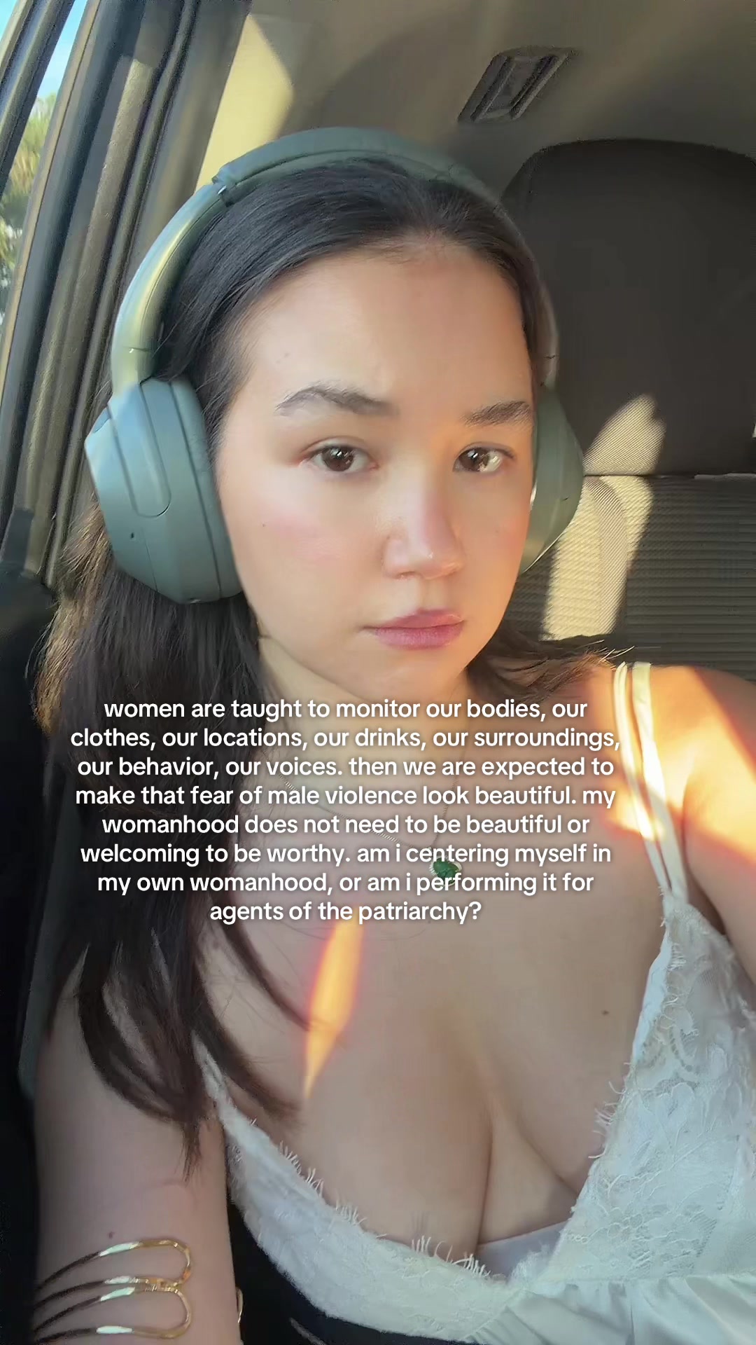 @EMMY ດາຣາ | feminist oracle
