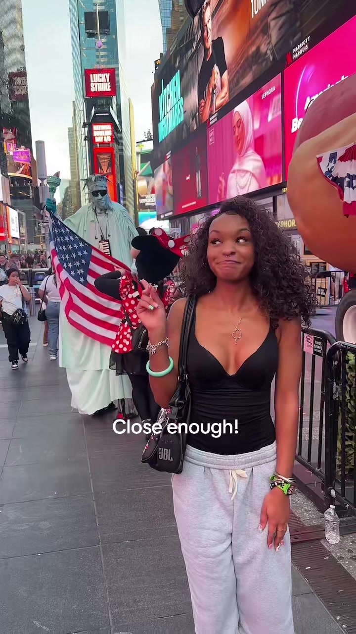 @laurenkay