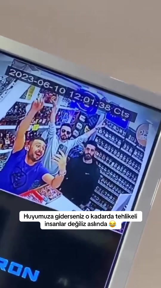 @Ali Açıkgöz