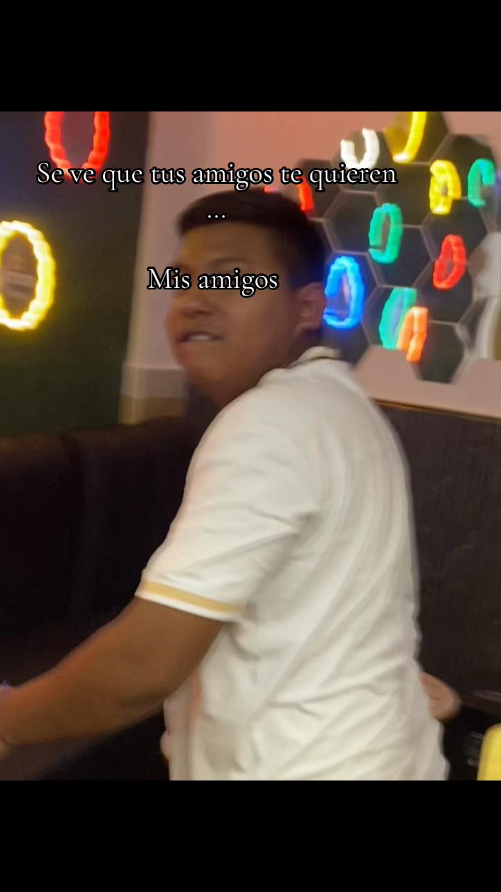 @Elenabrachocambar