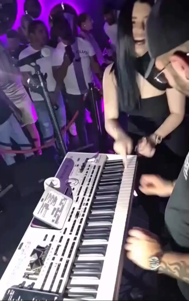 @Z.M.