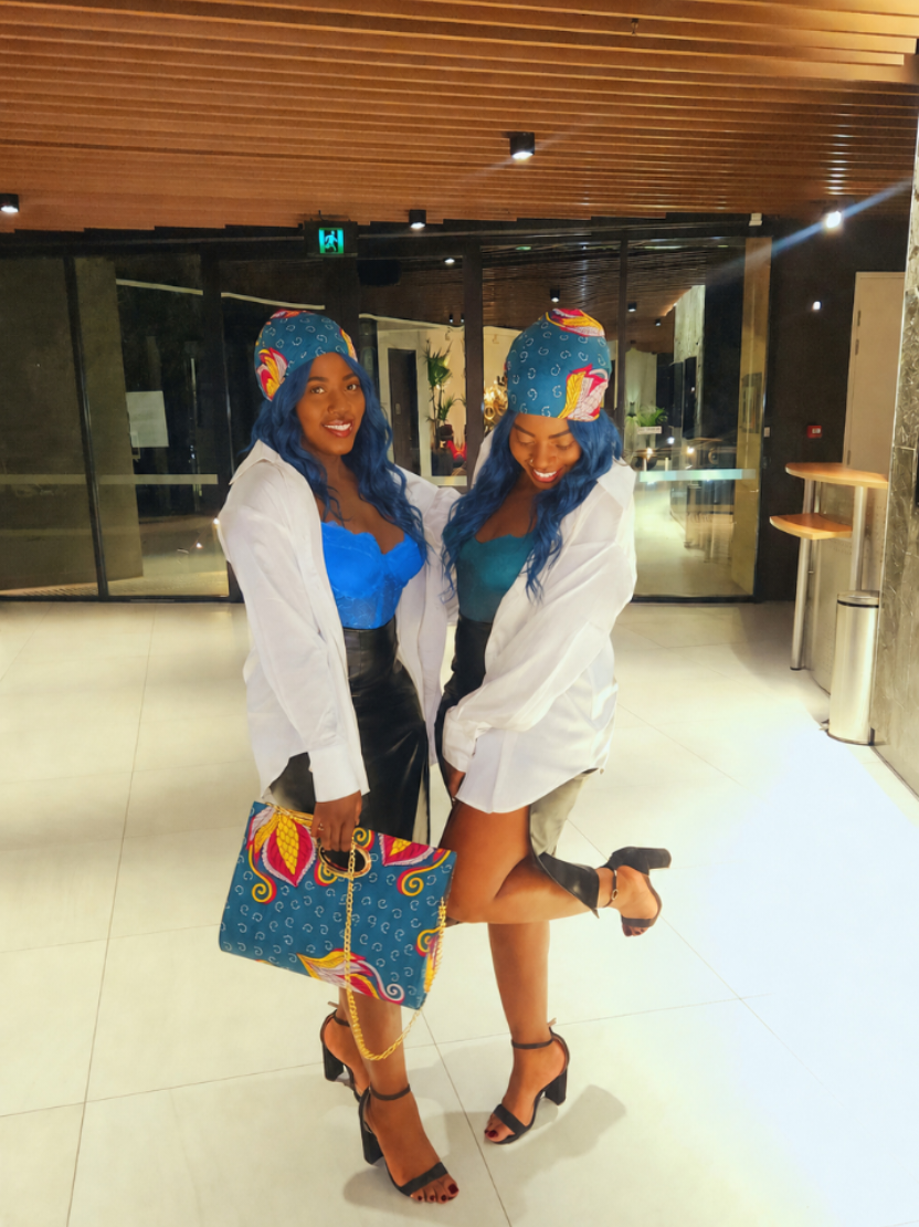 @themangotwins