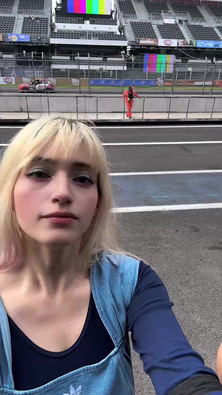 @jellyfish.galaxy