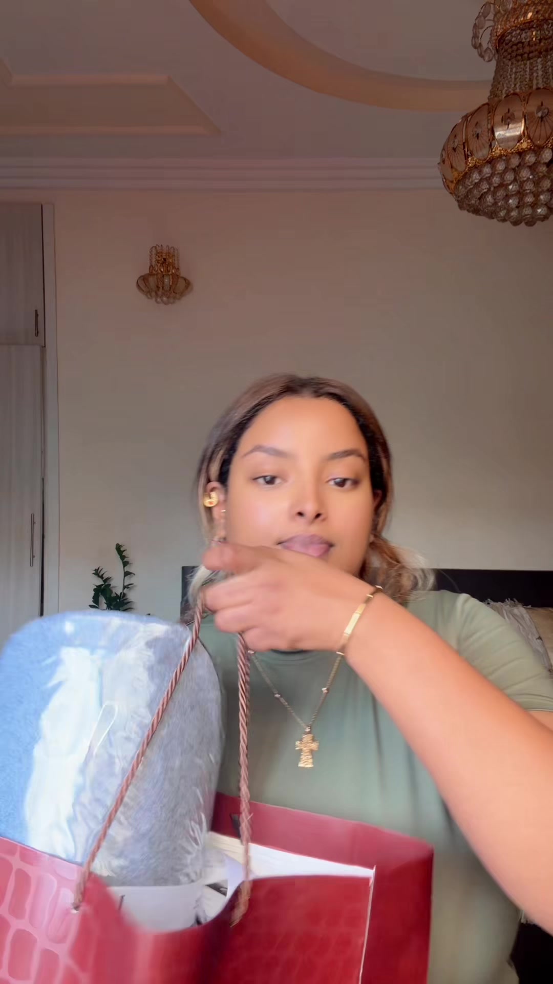 @missleyu