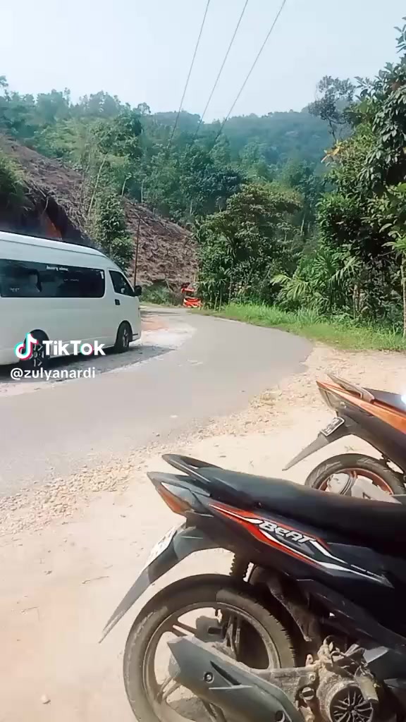 @adefirmansyah1605