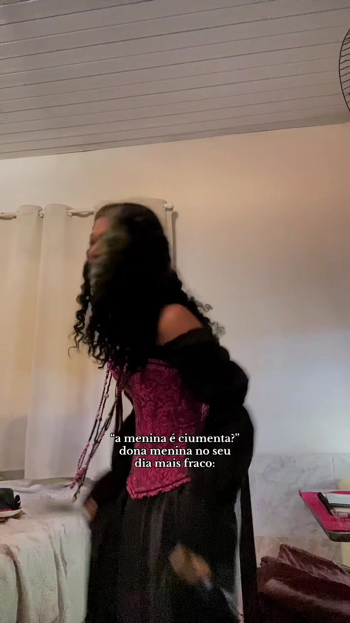 @Livya d Menina🦇🩷