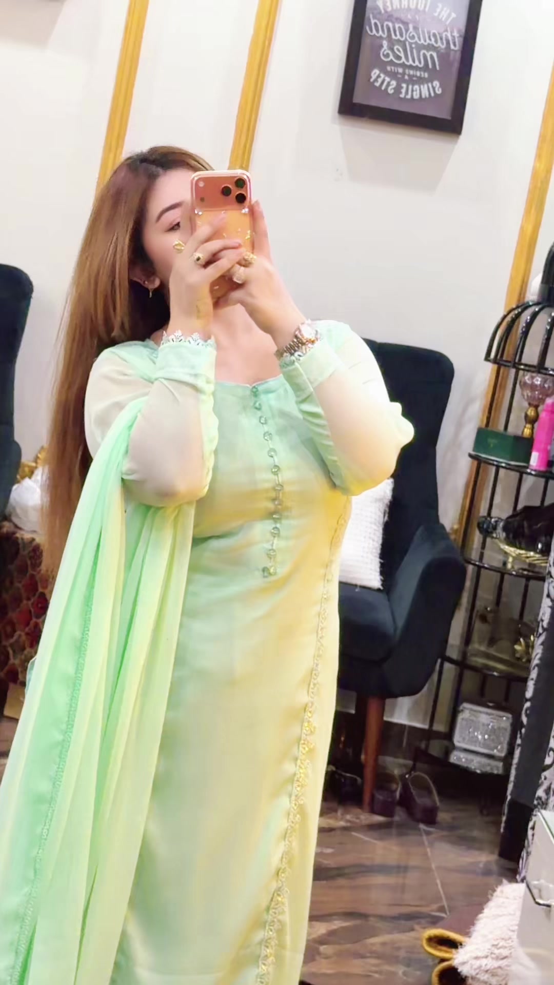 @chnoor77