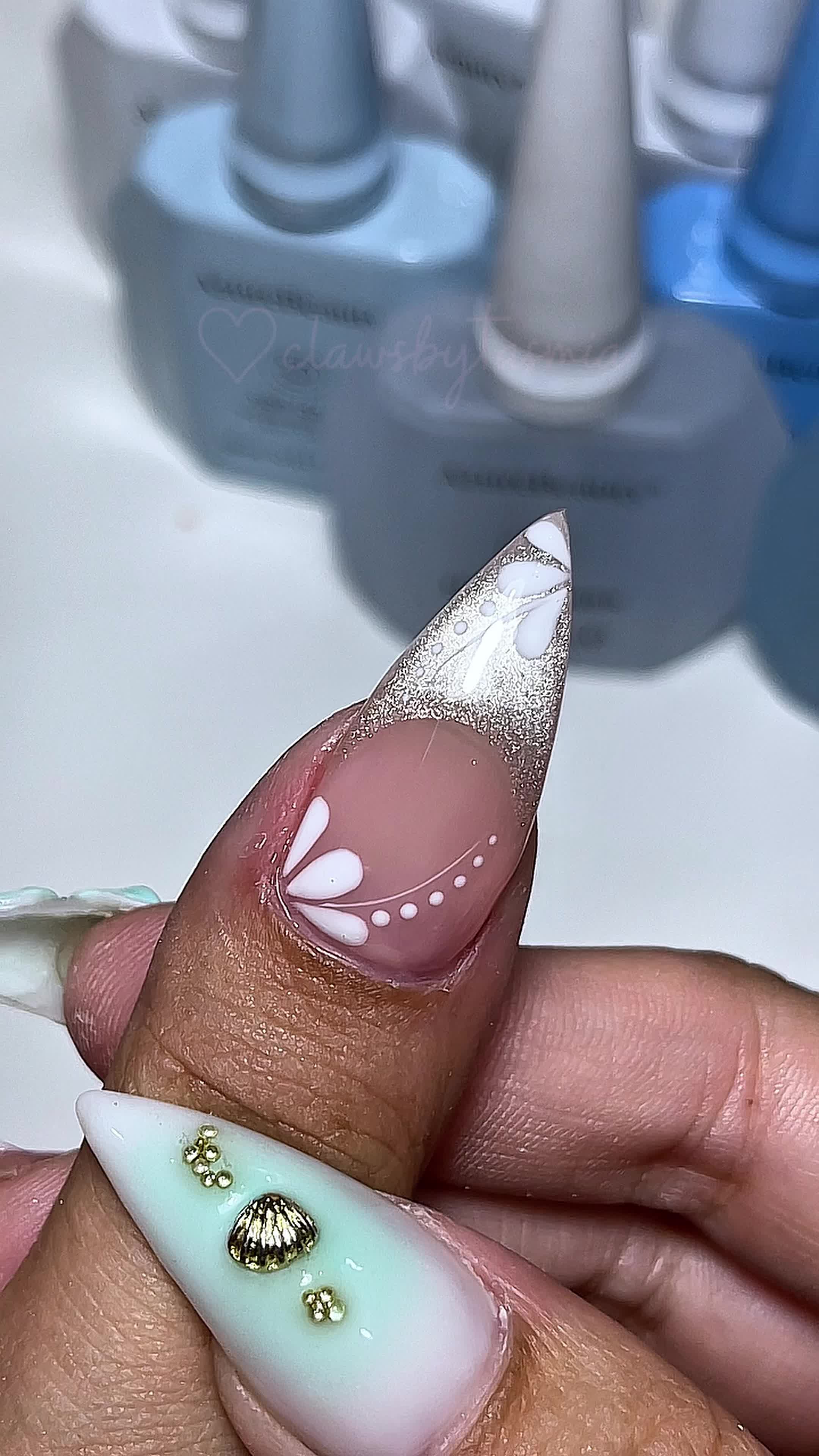 @clawsbytasmia ✨