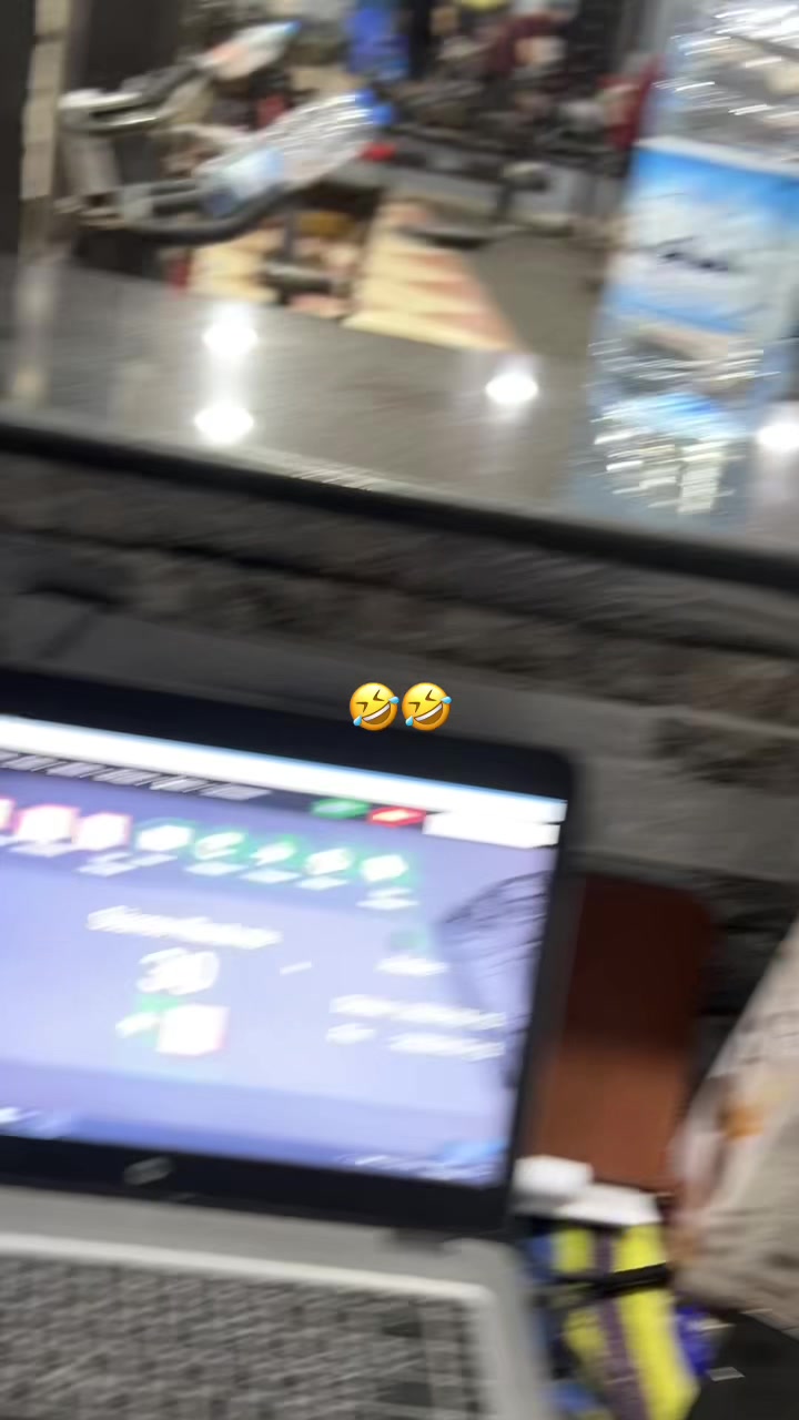 @Sifou🧬🦖