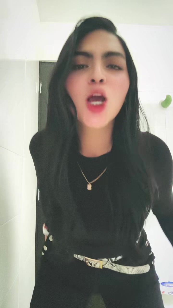 @queenvalita11