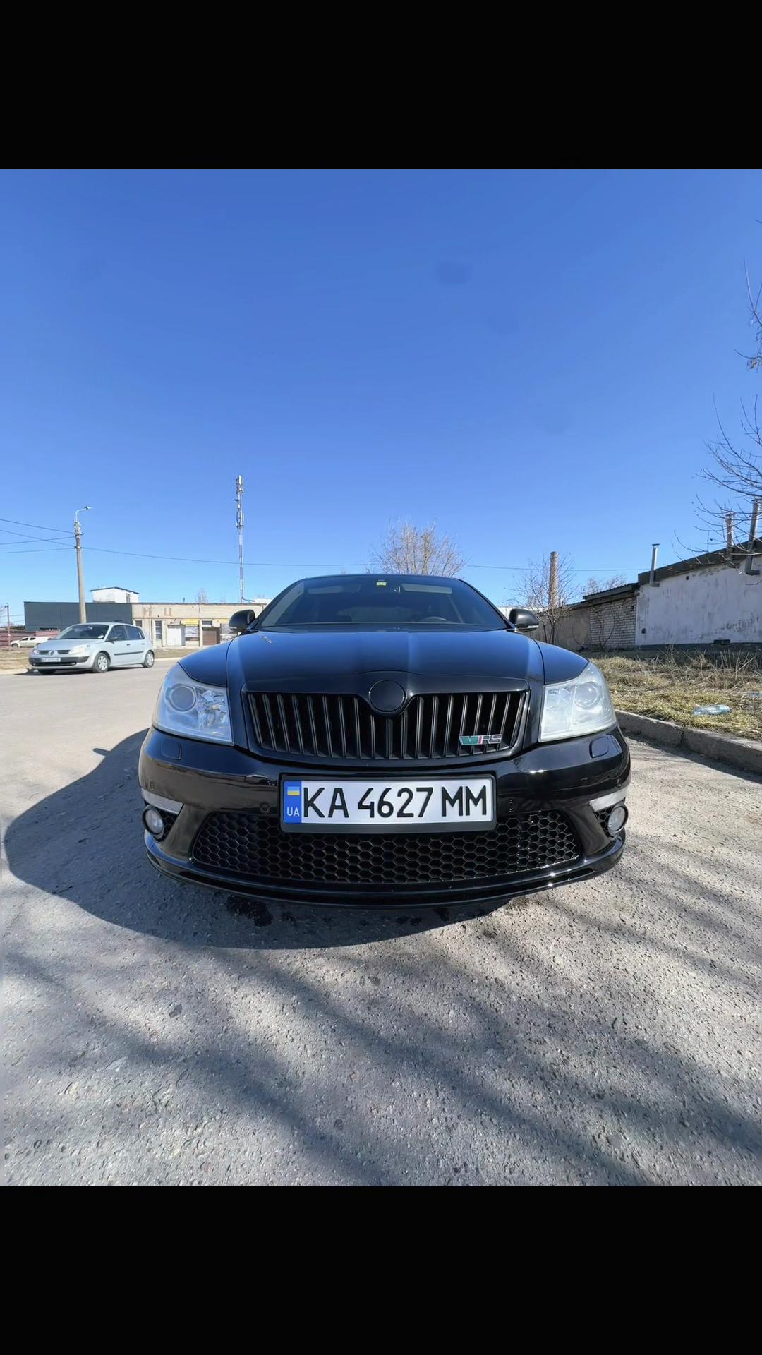 @Серенький