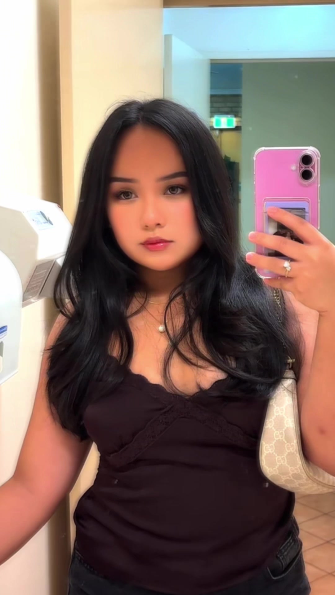 @Bella Fei