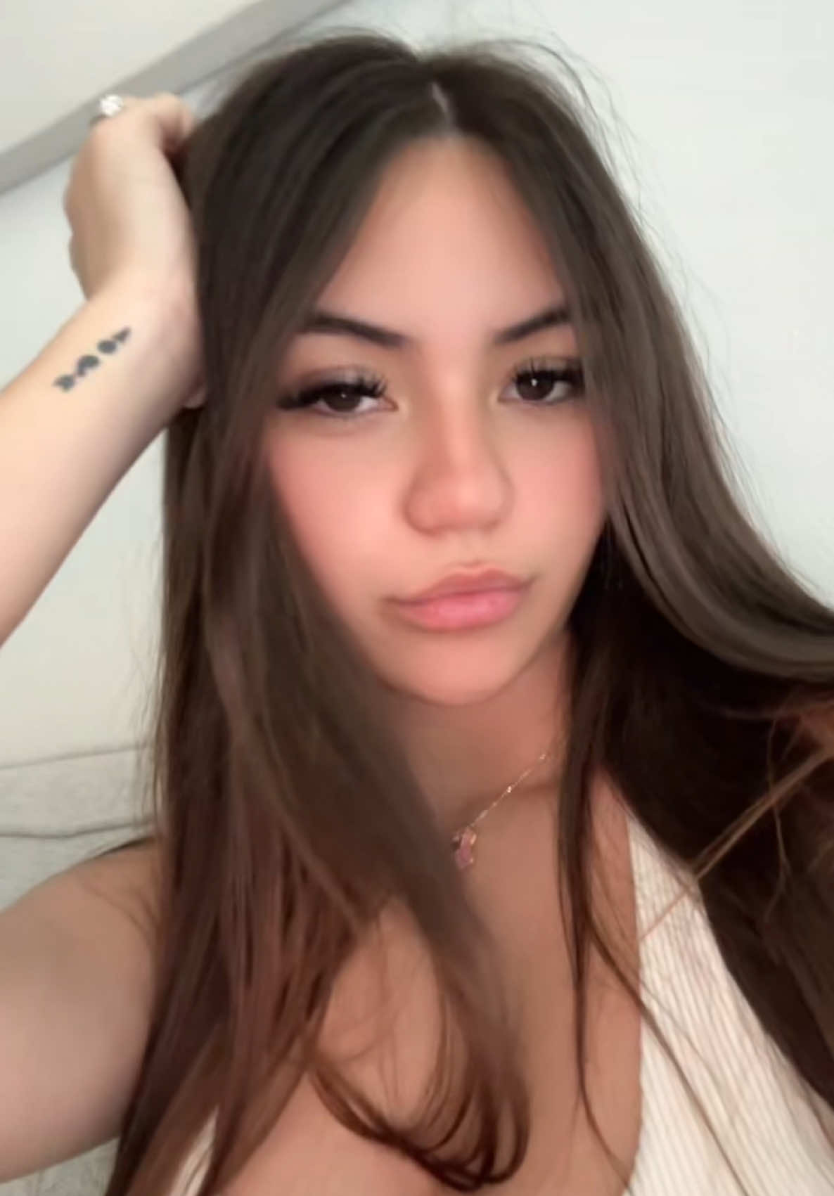 @𝐛𝐞𝐥𝐥𝐚 🦢