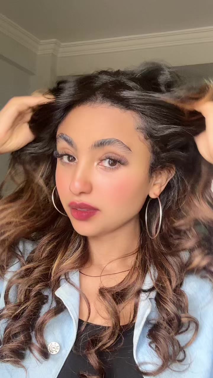 @Kiana🍒