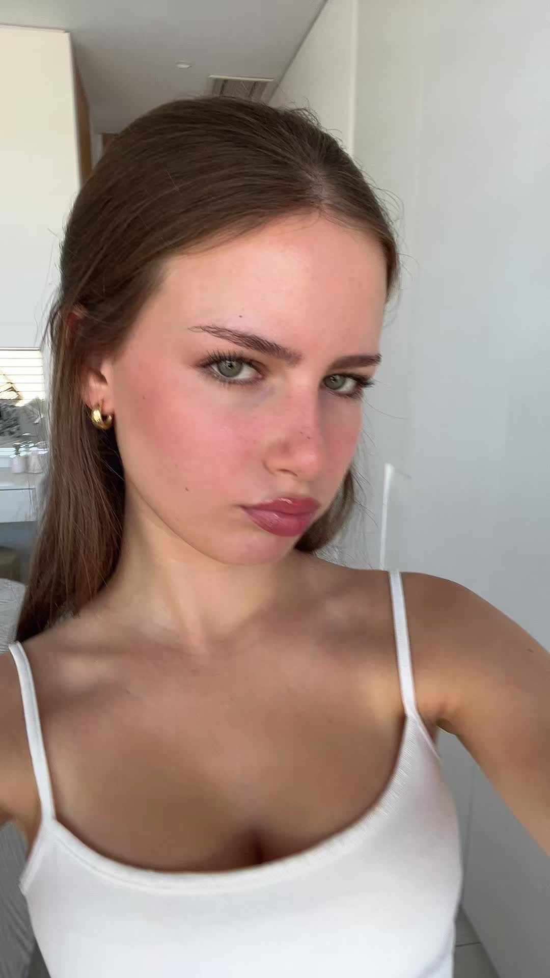 @Cami