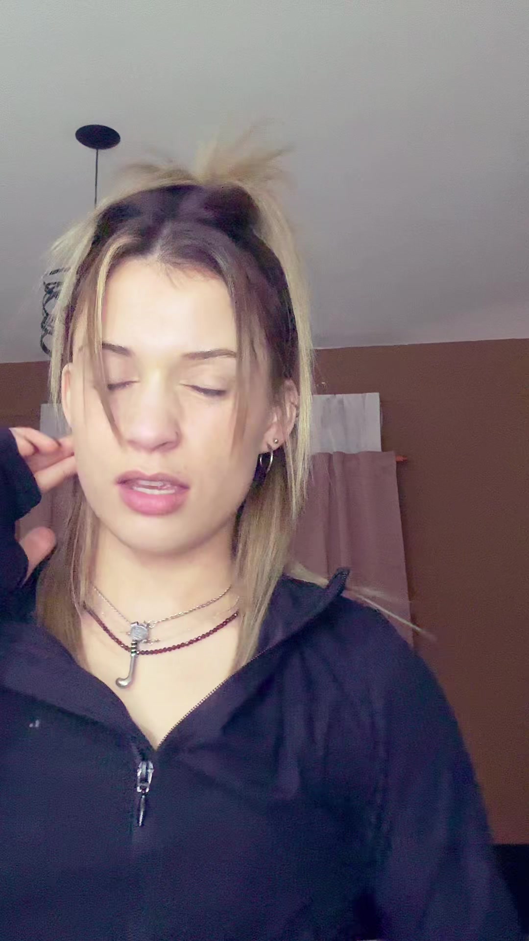 @TATI🔮