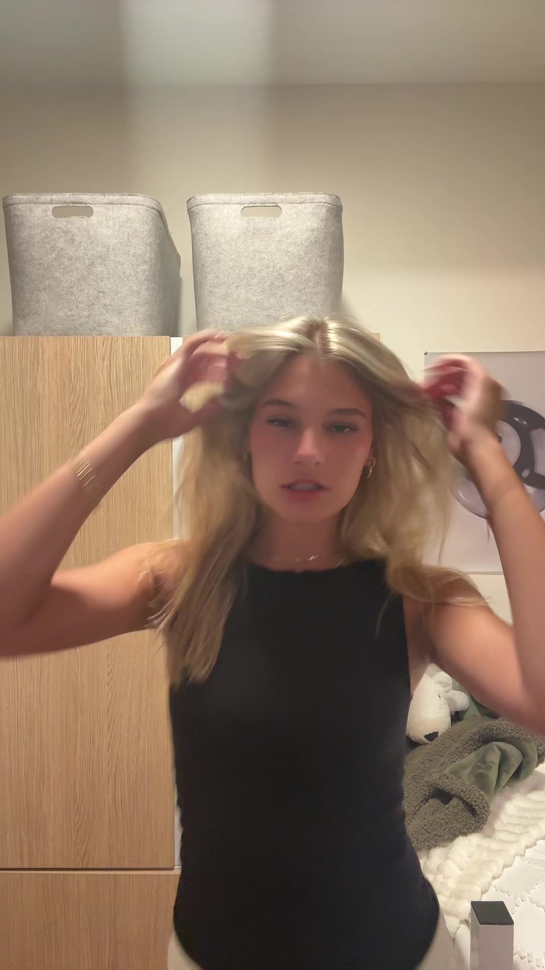 @lily