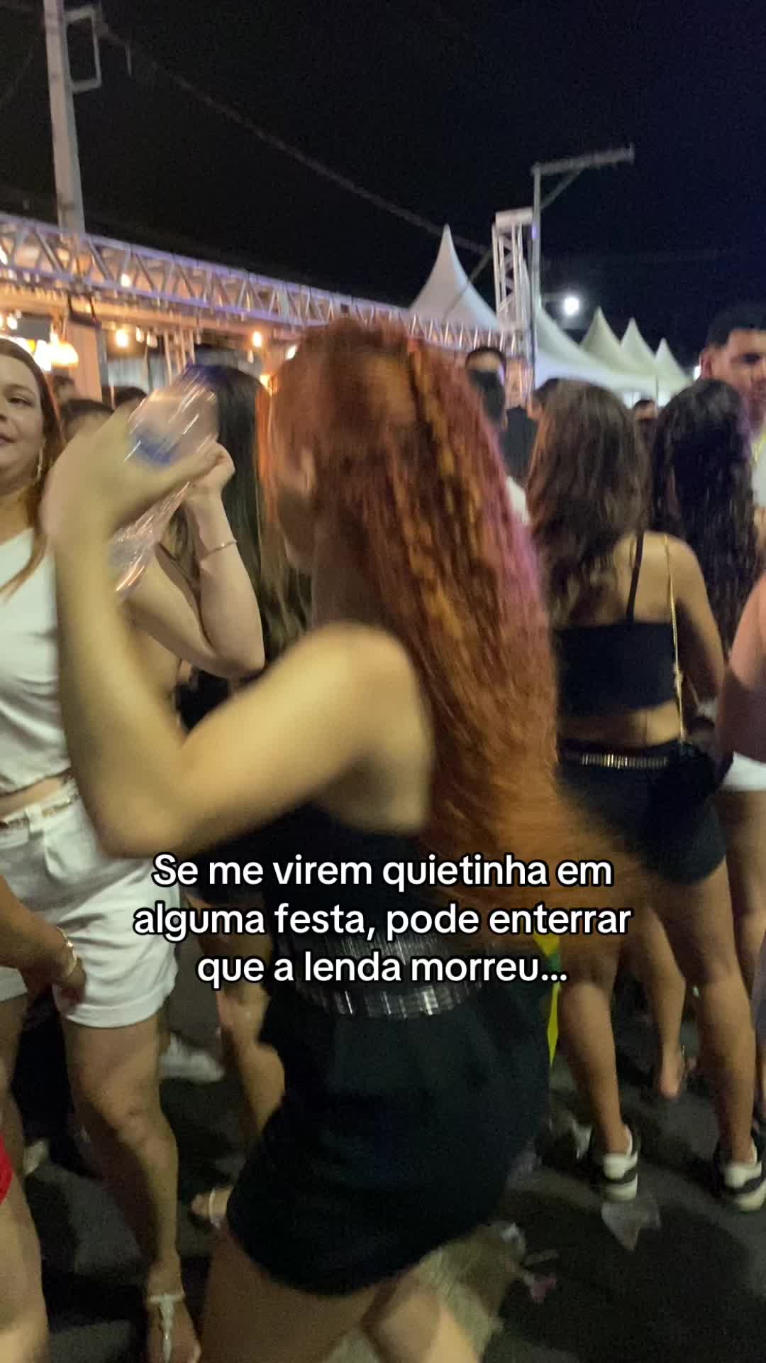 @Emilly Gabriely