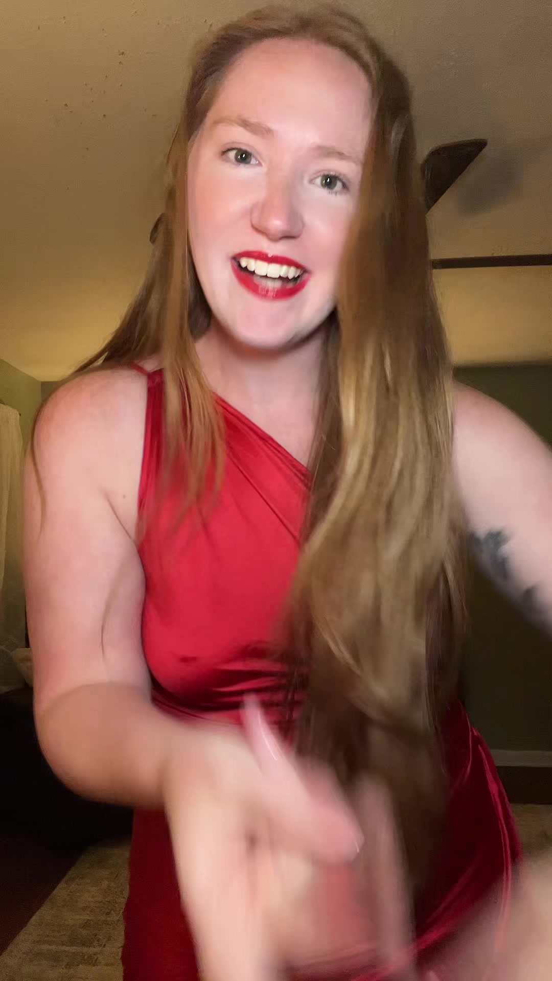 @Selenaaaa