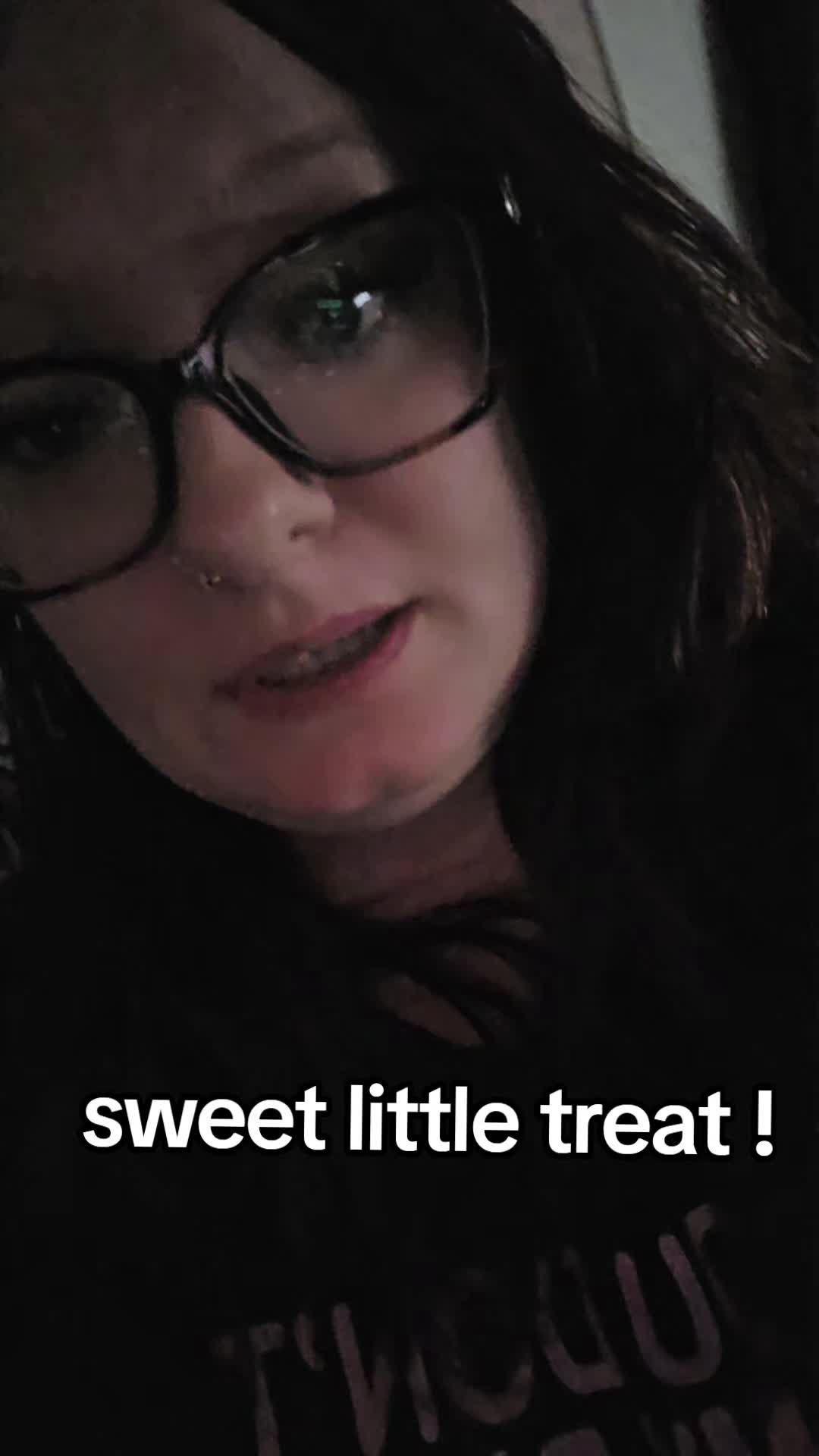 @HisQueen👑