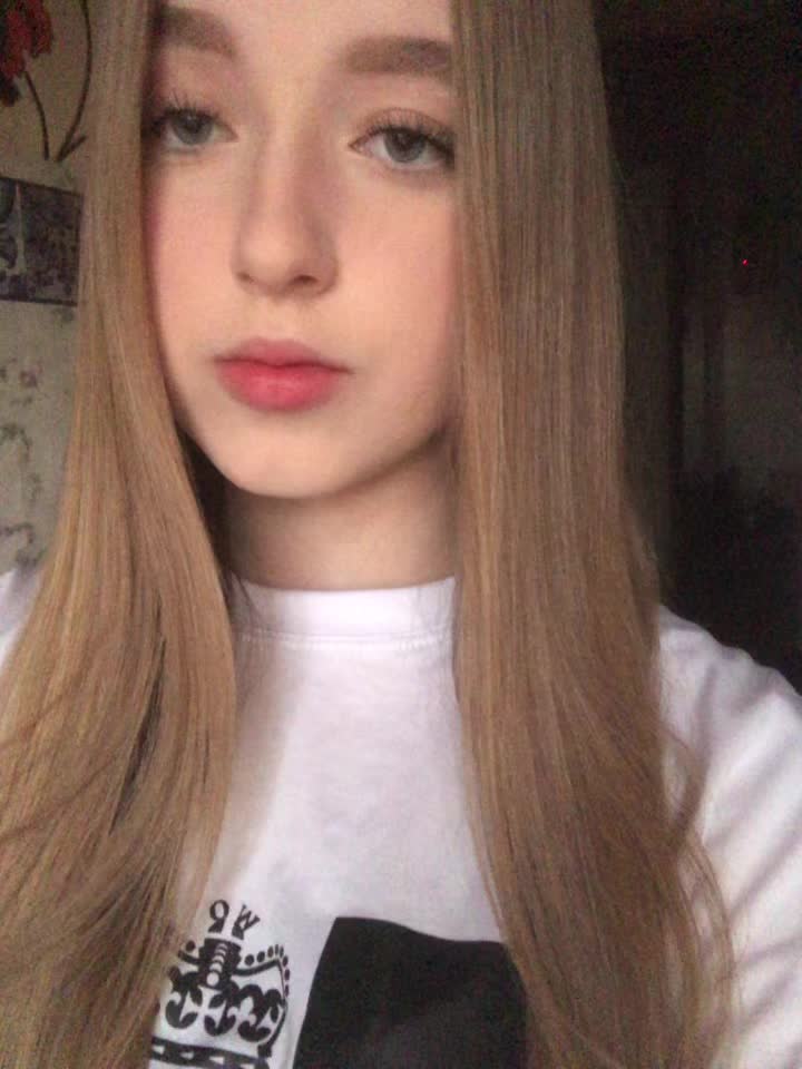 @🫦