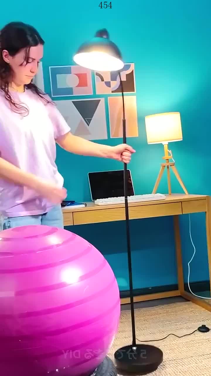 @nicolehudson9508