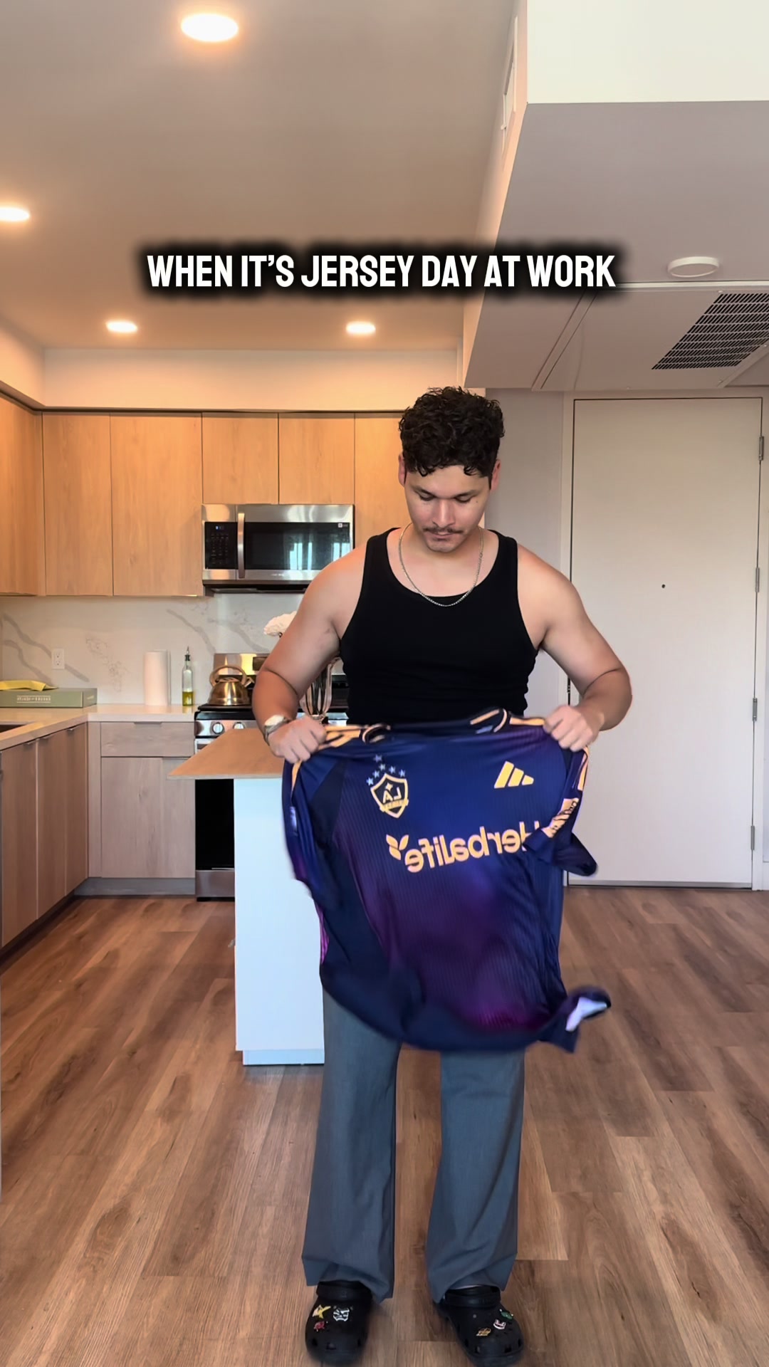 @thecamisetacollective
