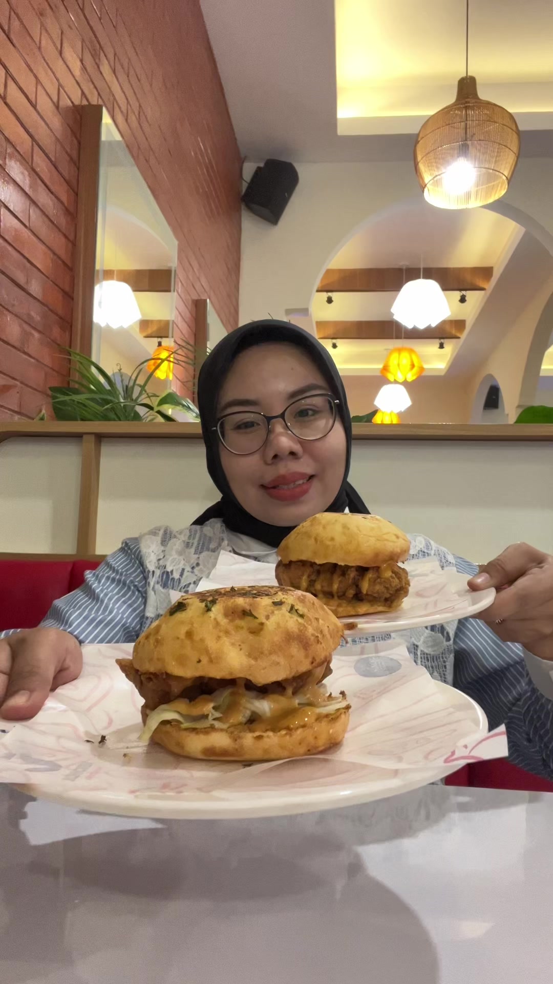 @Juliana | Food Travel with Taj