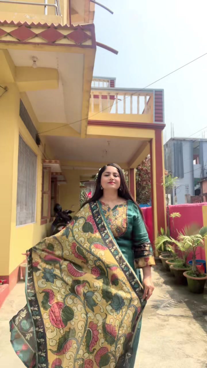 @Rambha Jha 👑