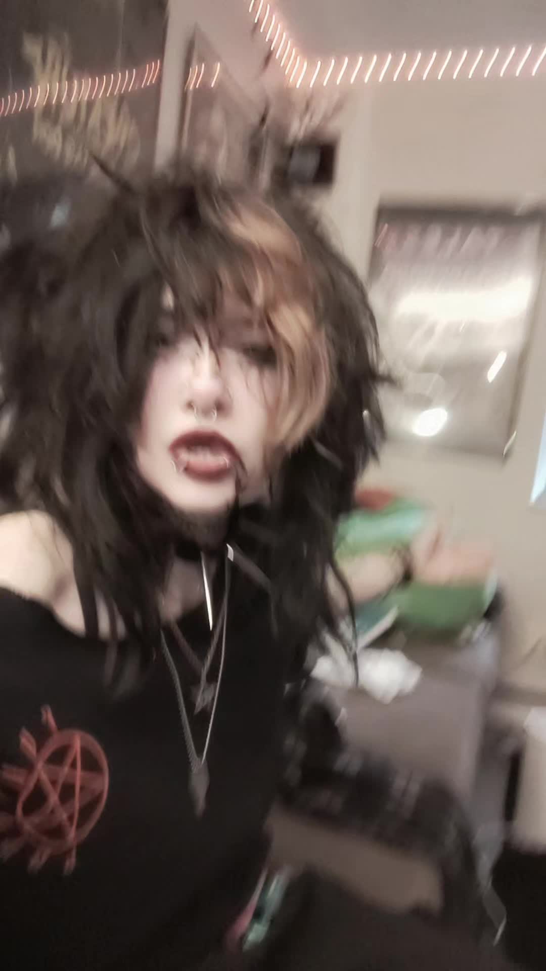 @𝕬𝖘𝖍
