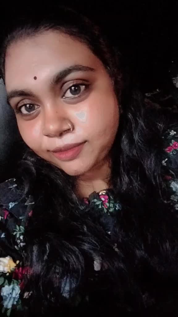 @Nandhini 👑❤️