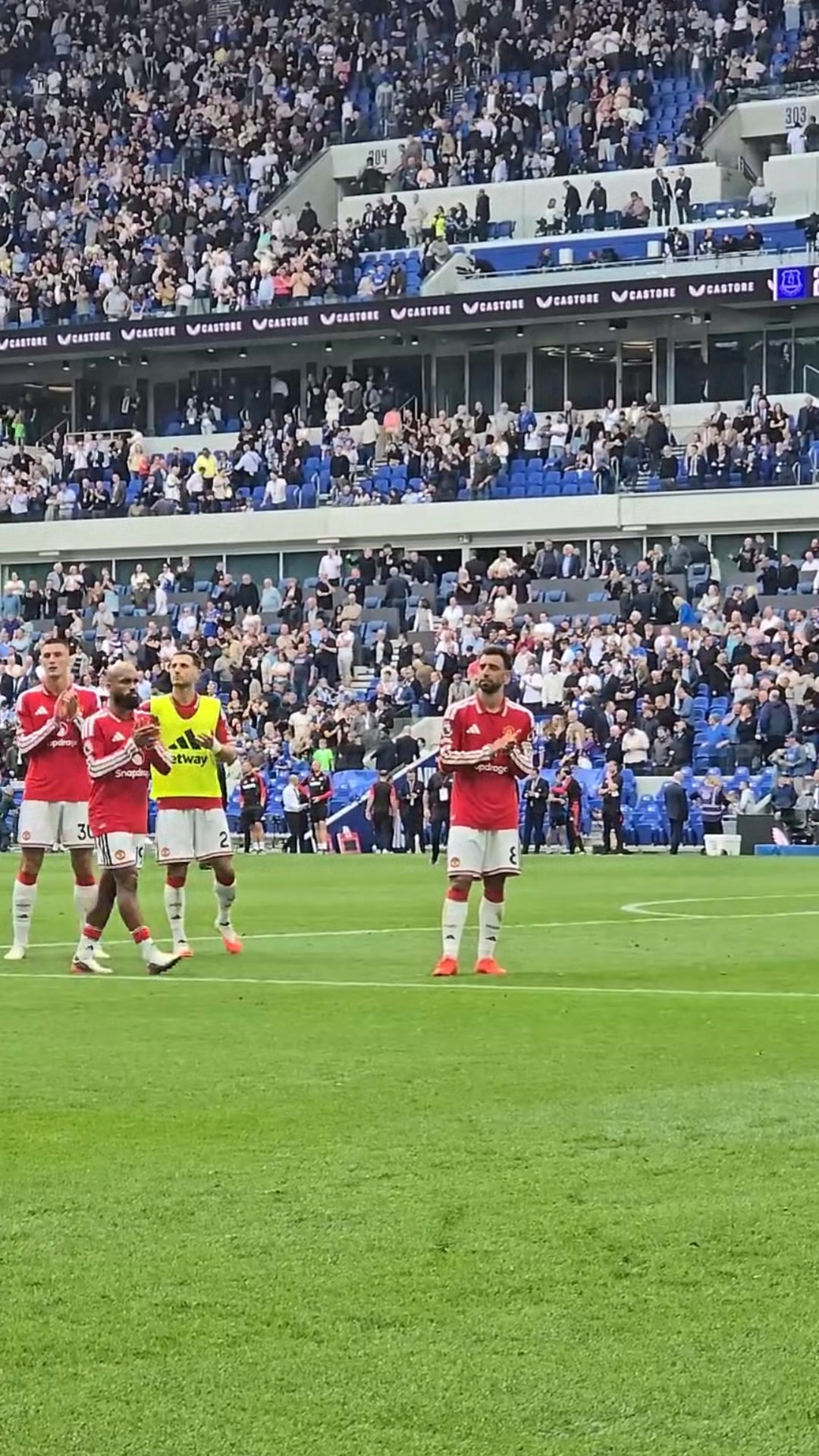 @Muaz🏴GGMU🇵🇹👹