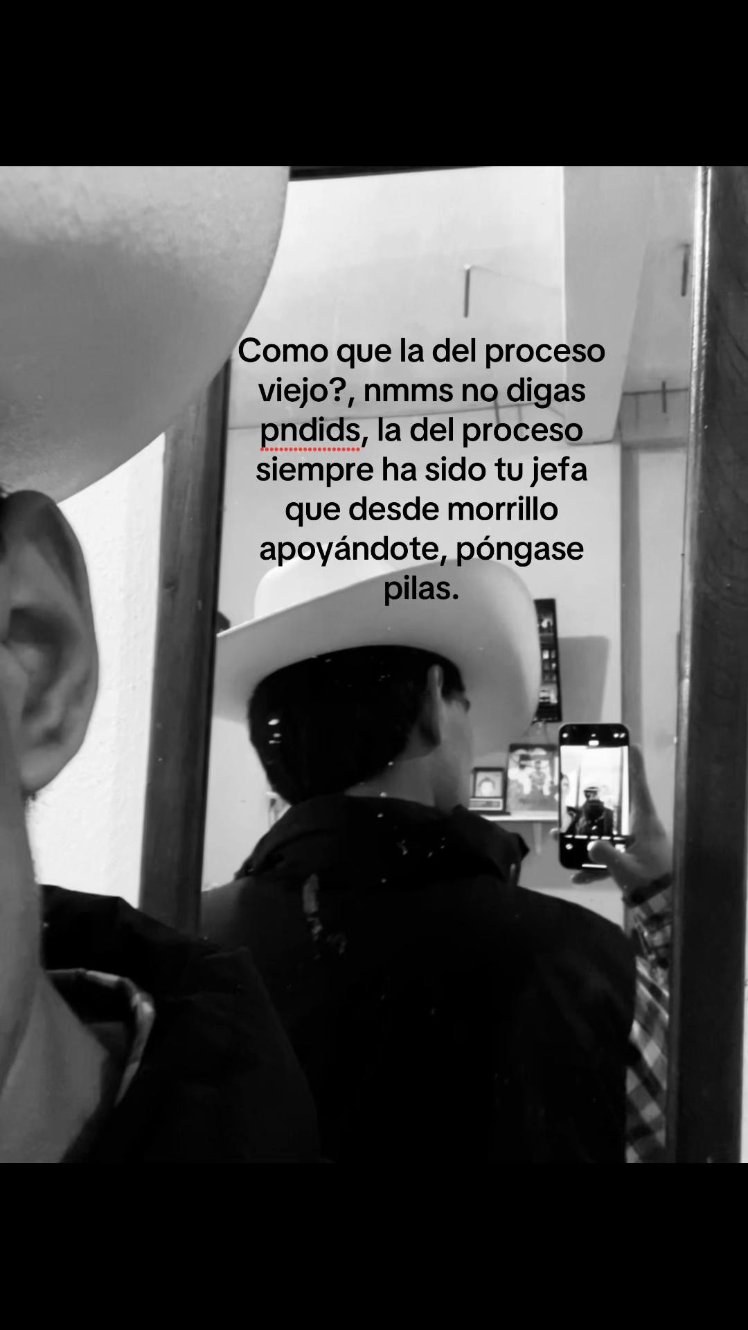 @Adrián__v_v