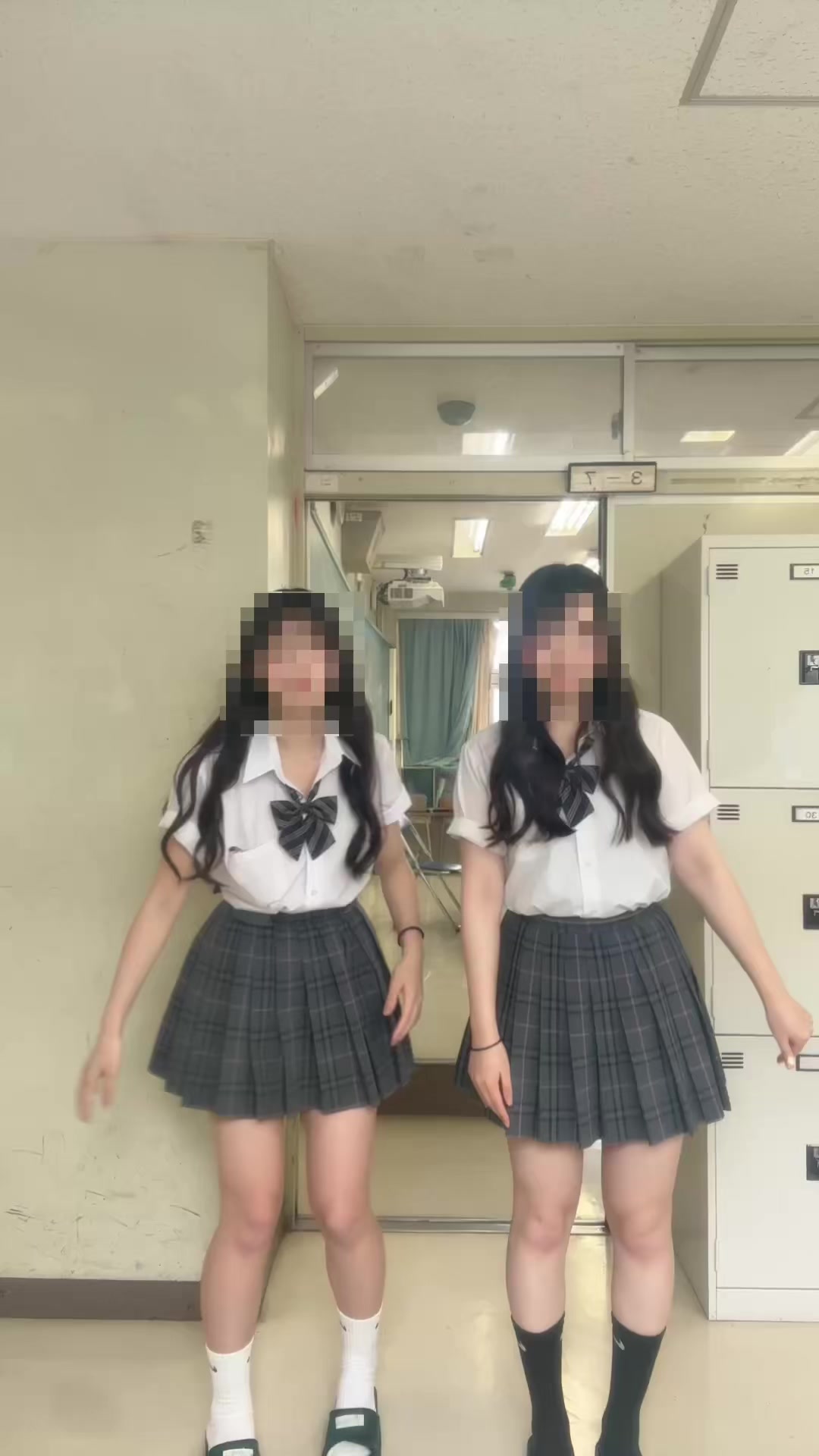 @ひ