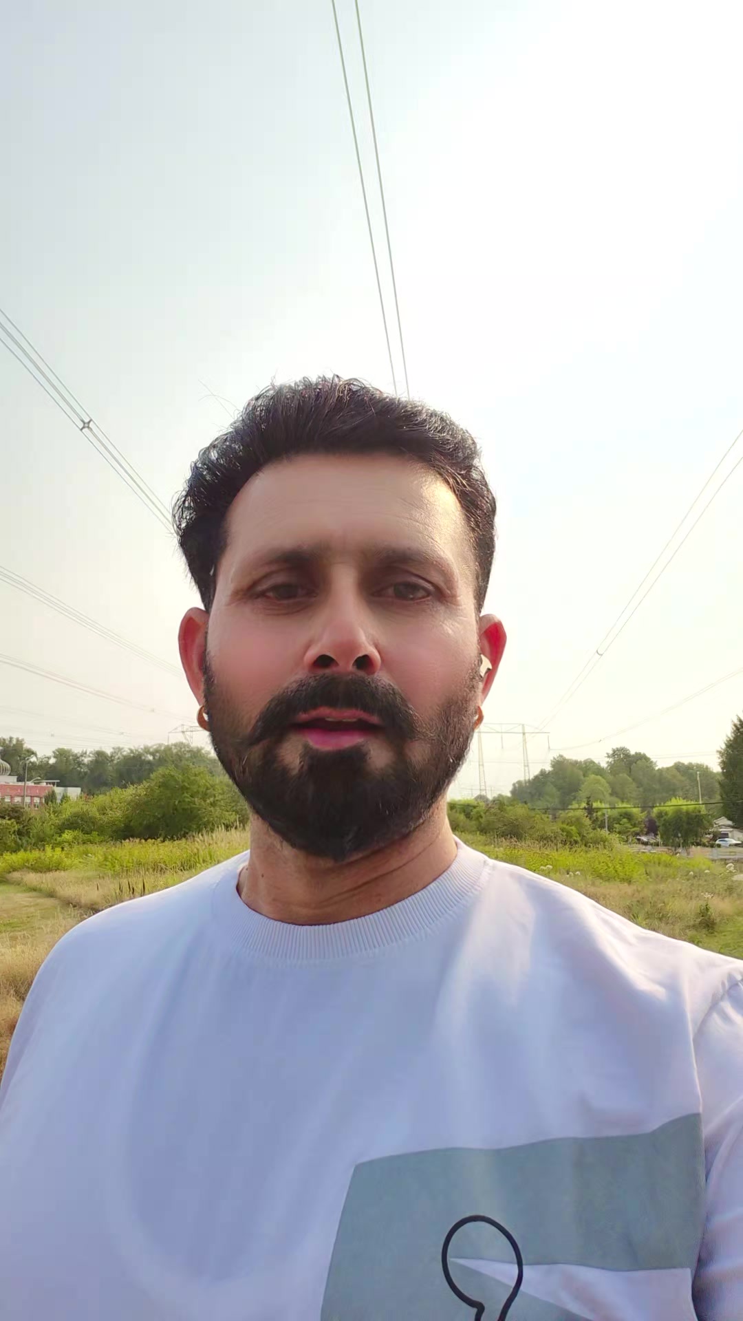 @Lucky ਮੁੰਡਾ 👍🍁🍁🍁SURREY