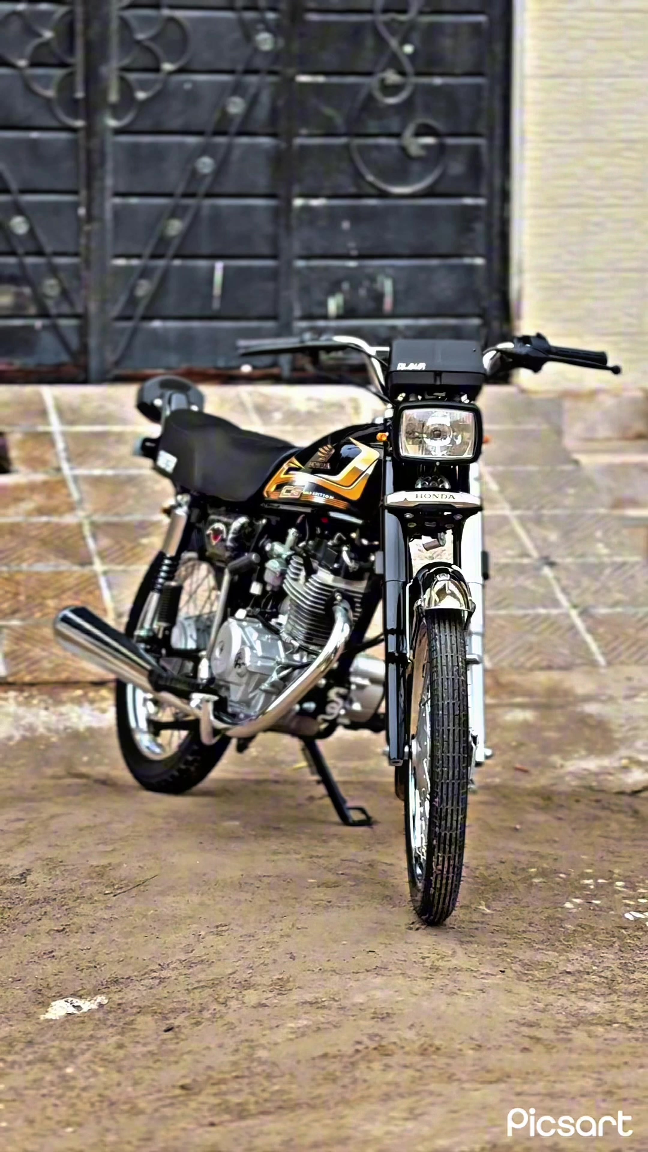@AURAx125💀